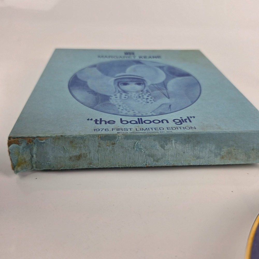 Margaret Keane "Balloon Girl" Big Eyes Kitsch Art 1976 Ltd Ed Plate w/Box - Picture 7 of 8